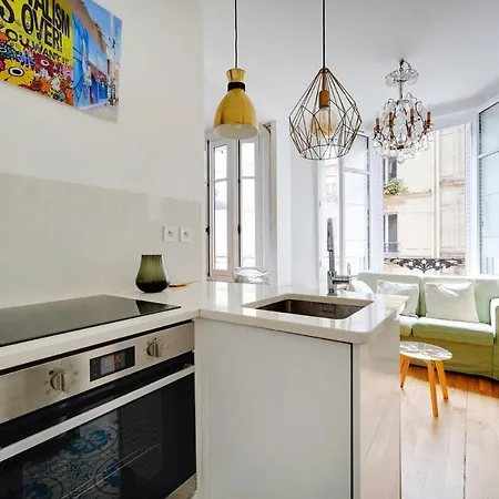 Apartment 16th Tour Eiffel - *